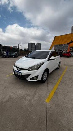 HYUNDAI HB20S 1.6 COMFORT PLUS 16V FLEX 4P MANUAL HYUNDAI HB20S 1.6 COMFORT PLUS 16V FLEX 4P MANUAL
